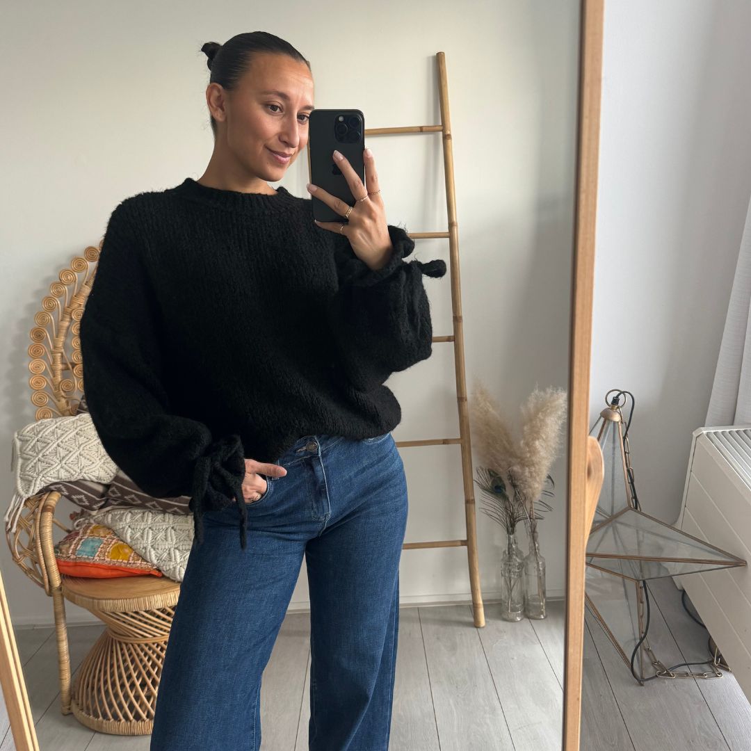 Ambika Liva Knit Black