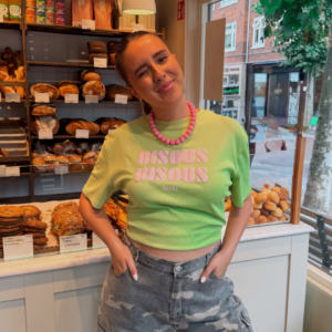 Ambika Studio T-shirt Bisous Bisous - Green Pink