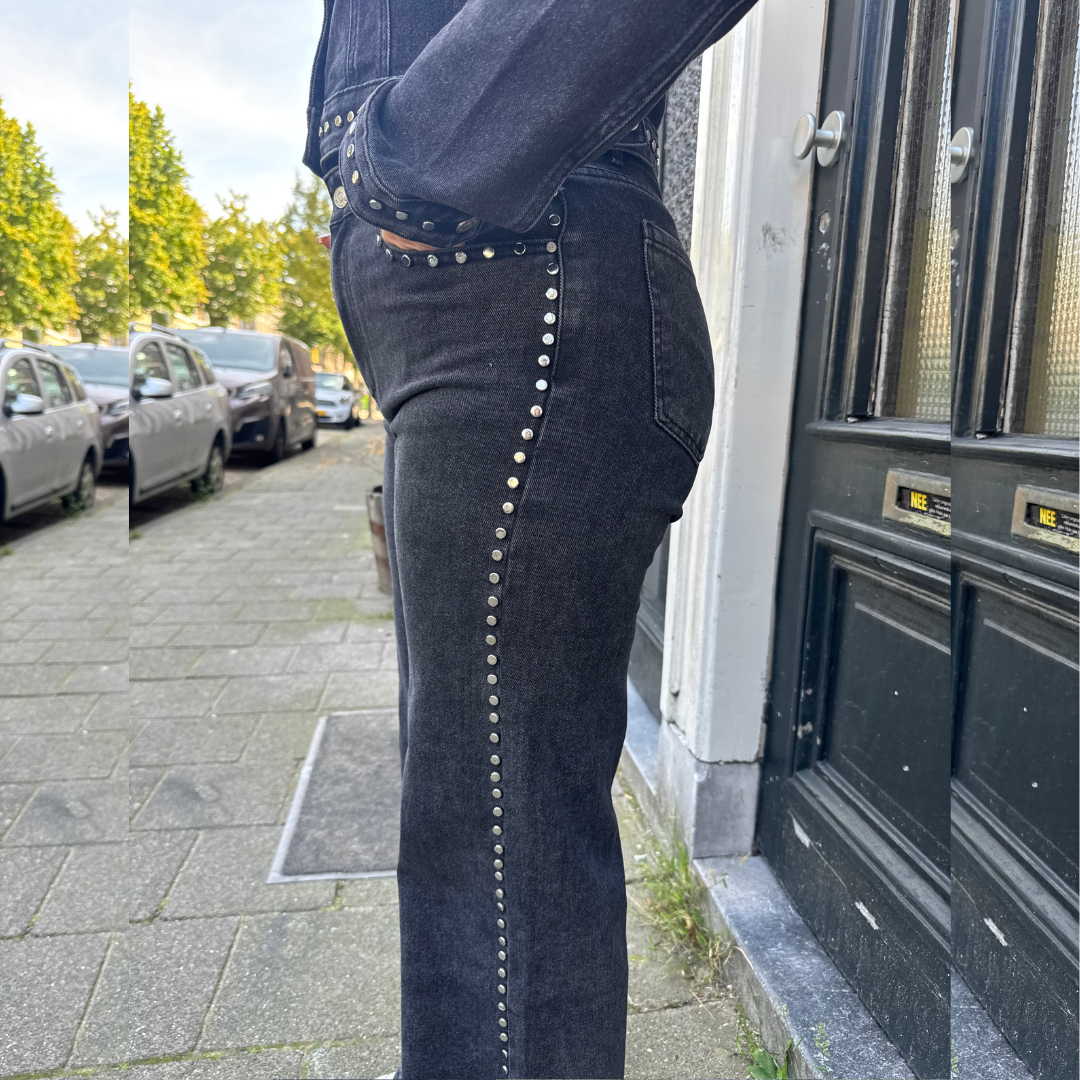Studs broek detail